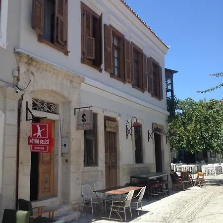 Alacati Hacimemis Frühstückspension *